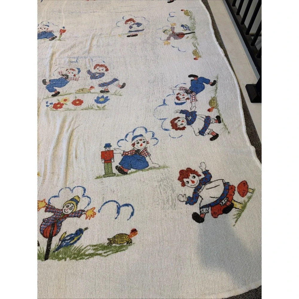 Vintage Raggedy Ann‎ and Andy Chenille Bedspread - Twin Size